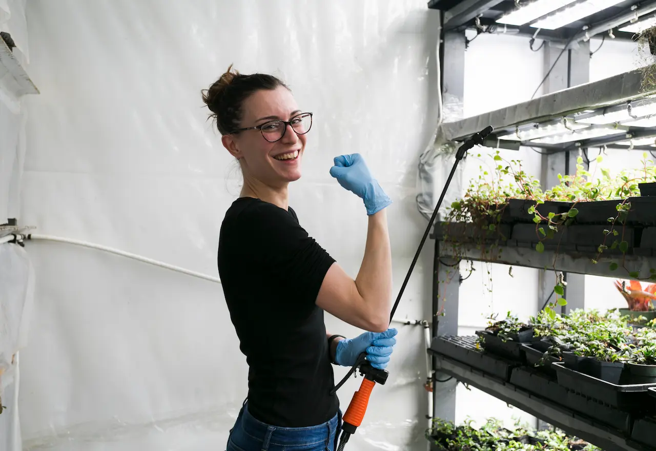 Thumbnail-For-Lean To Greenhouse UK Planning Guide-By-Cultivar Greenhouses