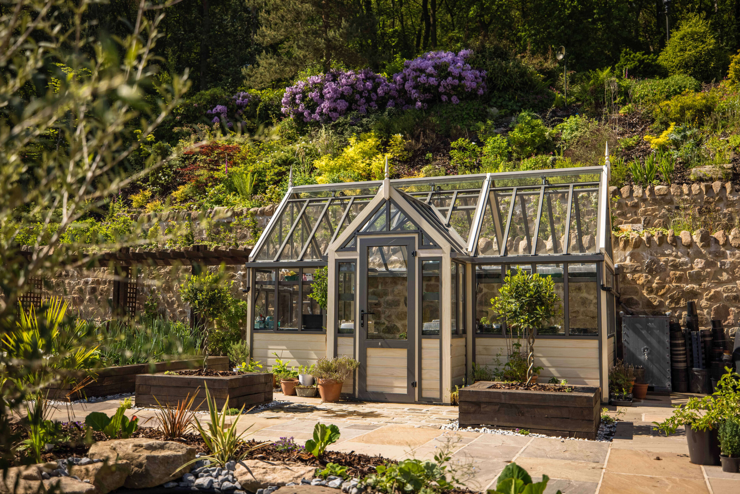 porch greenhouse abutting wall